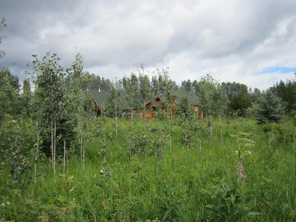 Ldr Lodge - Last Dollar Ranch Smithers Εξωτερικό φωτογραφία
