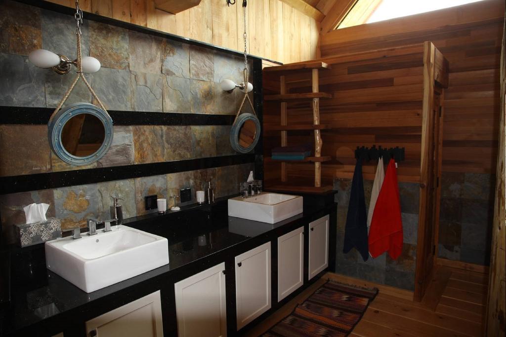 Ldr Lodge - Last Dollar Ranch Smithers Εξωτερικό φωτογραφία